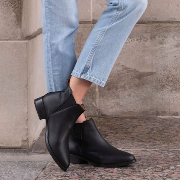 Nisolo Eva Everyday Chelsea Boot 9.5 - Picture 1 of 8